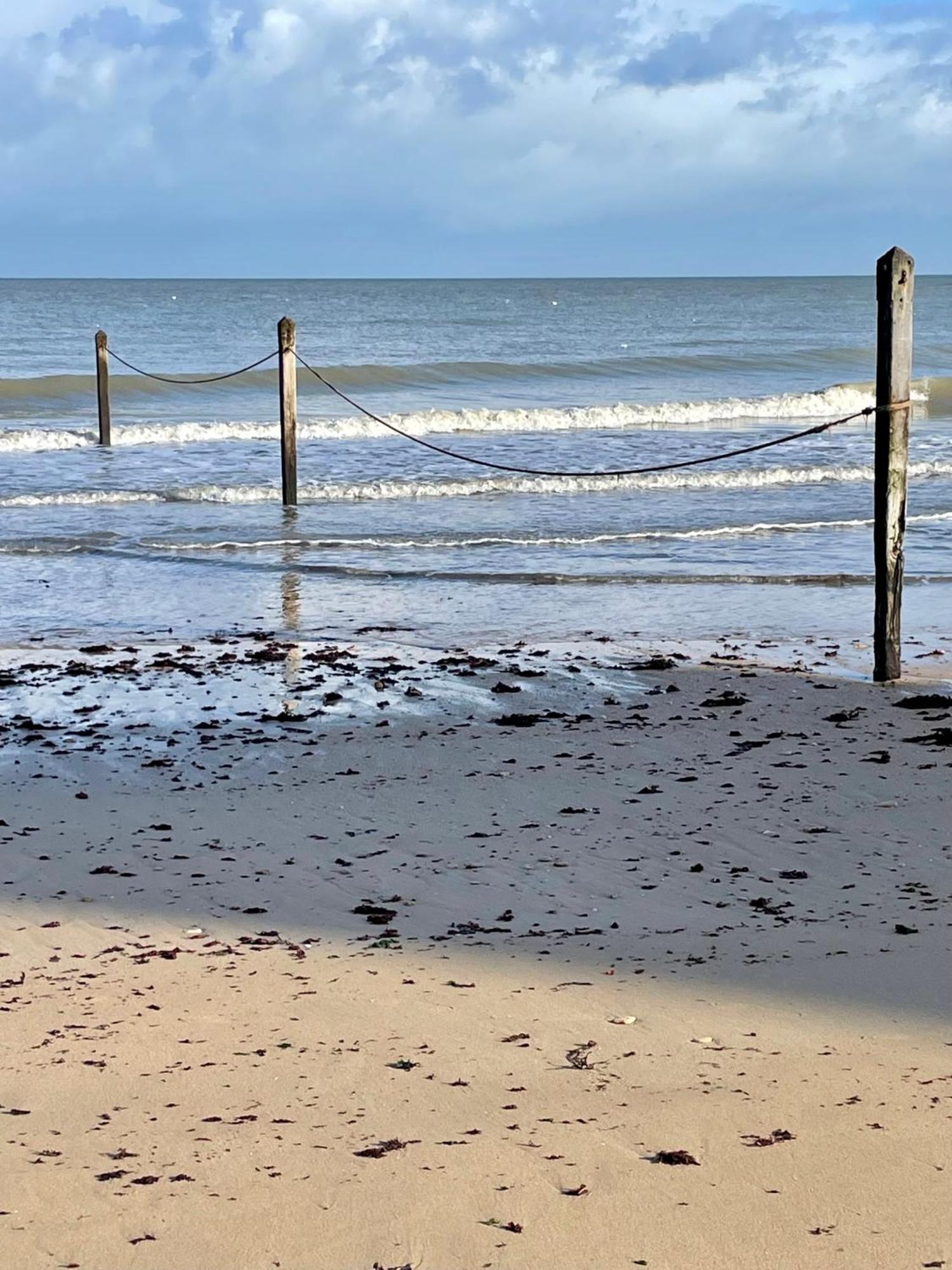Saint-Aubin-Sur-Mer: Bel Appartement Traversant 외부 사진