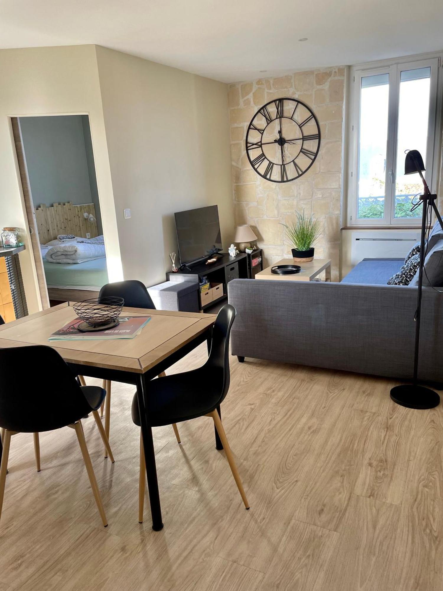 Saint-Aubin-Sur-Mer: Bel Appartement Traversant 외부 사진